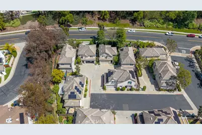 63 Poppyfield Lane, Rancho Santa Margarita, CA 92688 - Photo 43