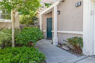 63 Poppyfield Ln, Rancho Santa Margarita, CA 92688 - Photo 3