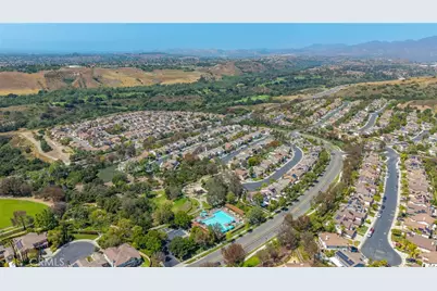 63 Poppyfield Lane, Rancho Santa Margarita, CA 92688 - Photo 53