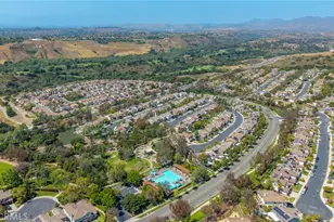 63 Poppyfield Ln, Rancho Santa Margarita, CA 92688 - Photo 53