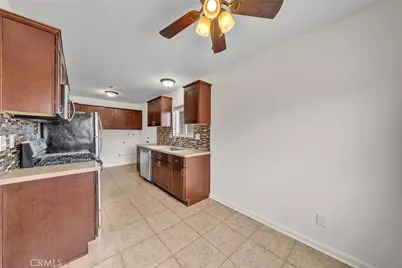 2185 San Bernardo, Hemet, CA 92545 - Photo 9
