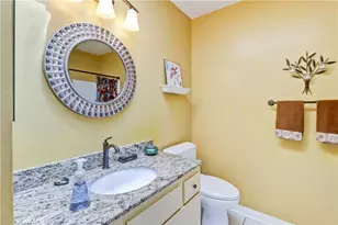 8566 Fallbrook Cir 706-B, Huntington Beach, CA 92646 - Photo 17