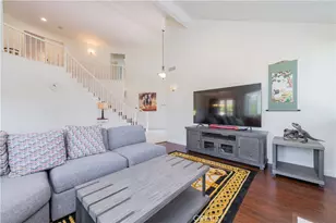 28105 Hollyberry Ln, Yorba Linda, CA 92887 - Photo 5