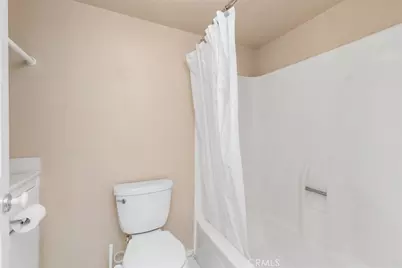 204 Pineview, Irvine, CA 92620 - Photo 19