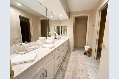 234 S Gale Drive #105, Beverly Hills, CA 90211 - Photo 7