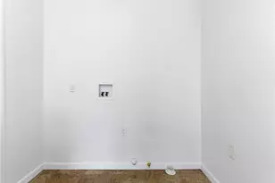 7307 Tyrone Ave, Van Nuys, CA 91405 - Photo 9