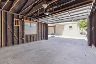 7307 Tyrone Ave, Van Nuys, CA 91405 - Photo 27