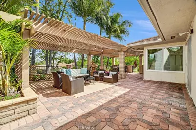 2 Featherwood, Irvine, CA 92612 - Photo 3