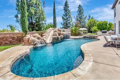 3795 Peregrine Circle, Corona, CA 92881 - Photo 9