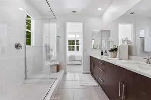 136 Acamar, Irvine, CA 92618 - Photo 7