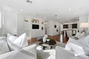 136 Acamar, Irvine, CA 92618 - Photo 5