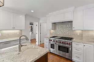 6202 Oakbrook, Huntington Beach, CA 92648 - Photo 23