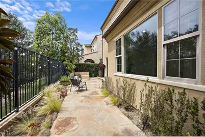 122 Catalonia, Irvine, CA 92618 - Photo 45