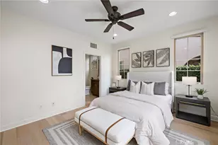122 Catalonia, Irvine, CA 92618 - Photo 35
