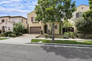 122 Catalonia, Irvine, CA 92618 - Photo 7
