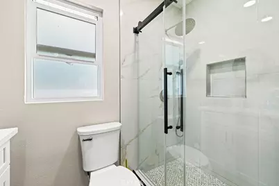 1347 Atlantic, Long Beach, CA 90813 - Photo 27