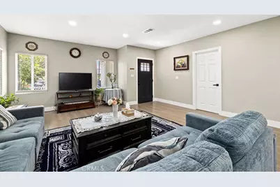 1347 Atlantic, Long Beach, CA 90813 - Photo 15