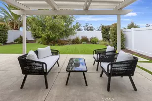 27651 Soltero, Mission Viejo, CA 92691 - Photo 3