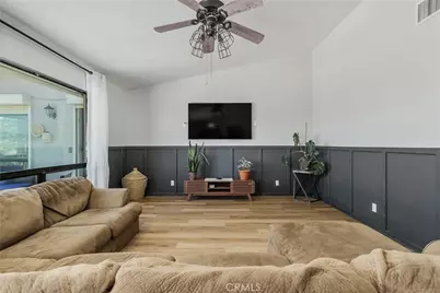 27830 Hemet Street, Hemet, CA 92544 - Photo 15