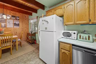 560 Lakewood Ln, Big Bear Lake, CA 92315 - Photo 17