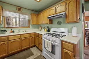 560 Lakewood Ln, Big Bear Lake, CA 92315 - Photo 11