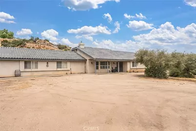 6861 Oak Hill Road, Oak Hills, CA 92344 - Photo 5