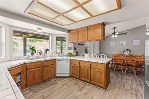 6861 Oak Hill Rd, Oak Hills, CA 92344 - Photo 13