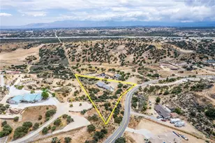6861 Oak Hill Rd, Oak Hills, CA 92344 - Photo 33