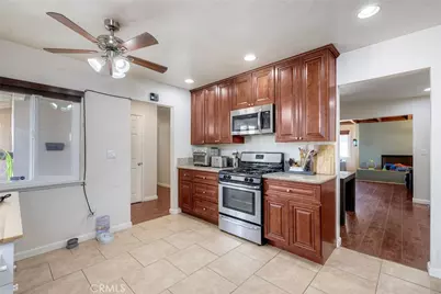 7549 Black Oak, San Diego, CA 92114 - Photo 11