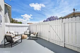 19868 Piccadilly Ln, Huntington Beach, CA 92646 - Photo 9