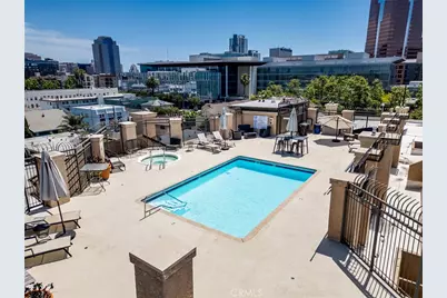640 W 4th #315, Long Beach, CA 90802 - Photo 3