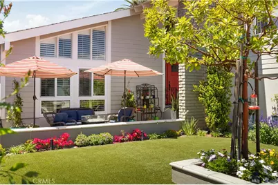 16541 Charleyville, Huntington Beach, CA 92649 - Photo 5