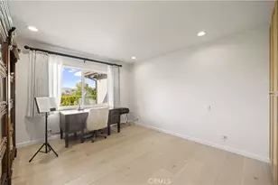 16935 Esquira Pl, Encino, CA 91436 - Photo 25