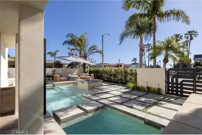3242 Falkland, Huntington Beach, CA 92649 - Photo 7