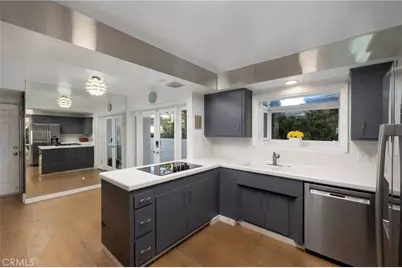 3242 Falkland, Huntington Beach, CA 92649 - Photo 21