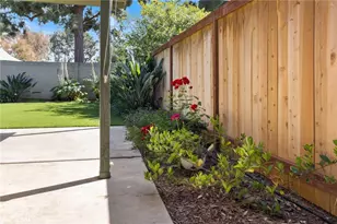 927 Presidio, Costa Mesa, CA 92626 - Photo 25