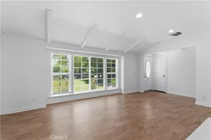 17363 Saticoy St, Northridge, CA 91325 - Photo 5