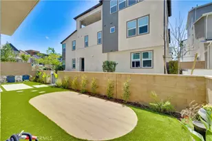 426 Lobata, Irvine, CA 92618 - Photo 41