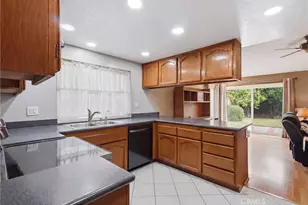8225 Mahogany, Buena Park, CA 90620 - Photo 9