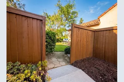 26 Seton, Irvine, CA 92612 - Photo 23