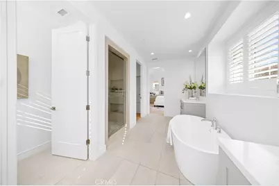 106 Albero, Irvine, CA 92602 - Photo 29
