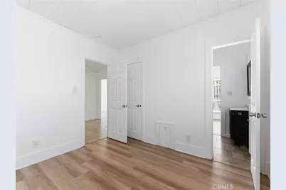 4900 8th Avenue, Los Angeles, CA 90043 - Photo 15