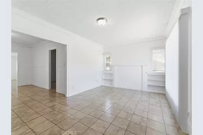 4900 8th Avenue, Los Angeles, CA 90043 - Photo 9