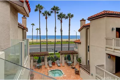 1400 Pacific Coast #305, Huntington Beach, CA 92648 - Photo 5