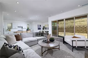 15936 Conservatory Dr, Fontana, CA 92336 - Photo 9