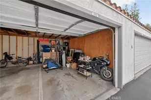 69 Brownfield, Pomona, CA 91766 - Photo 37