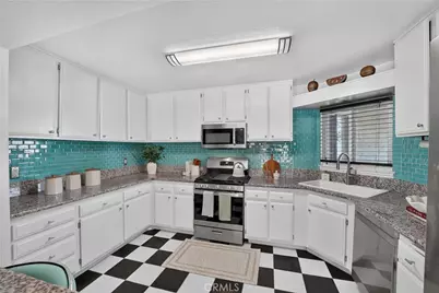 69 Brownfield, Pomona, CA 91766 - Photo 13