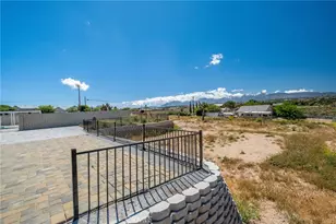 6748 Coriander, Oak Hills, CA 92344 - Photo 47