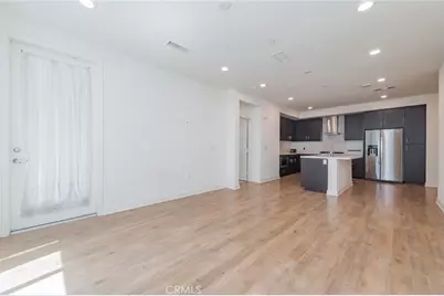 2414 Nolita, Irvine, CA 92612 - Photo 7