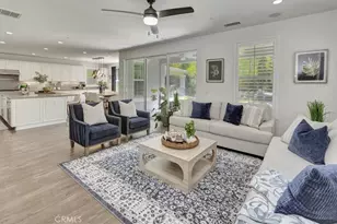 142 Yellow Daisy, Irvine, CA 92618 - Photo 5